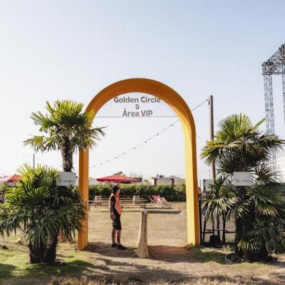 SUDOESTE - Golden Circle & VIP Area + stage signage